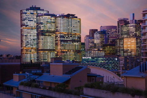 Darling Harbour Penthouse Views+Jacuzzi - New Castle Tourism 18