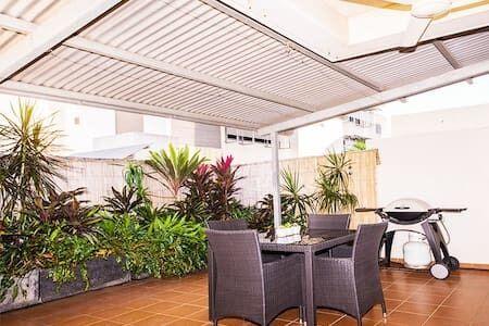 Central Studio, Darwin CBD Northern Territory - Newcastle Accommodation 10