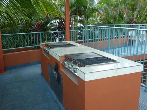 Cullen Bay Resorts - Newcastle Accommodation 17