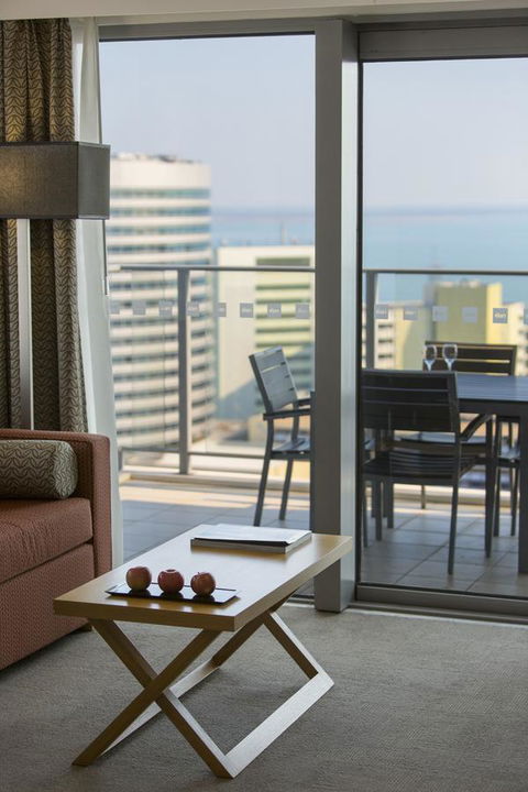 Oaks Darwin Elan Hotel - Newcastle Accommodation 14