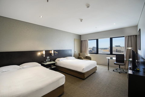 Hilton Darwin - Newcastle Accommodation 37