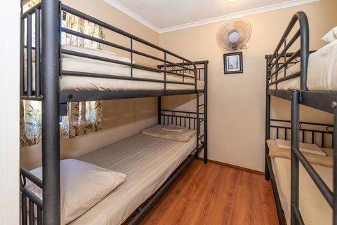 Oasis Tourist Park - New Castle Tourism 17