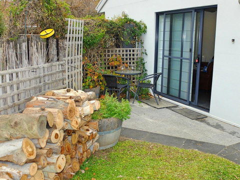 Rock Wallaby - Newcastle Accommodation 2