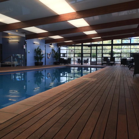 Novotel Canberra - Newcastle Accommodation 4