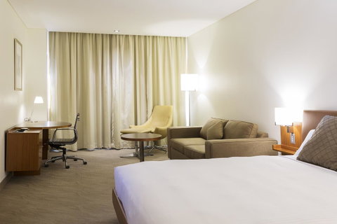 Novotel Canberra - Newcastle Accommodation 33