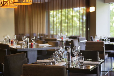 Novotel Canberra - Newcastle Accommodation 12