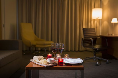 Novotel Canberra - Newcastle Accommodation 42