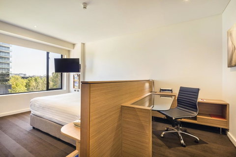 Crowne Plaza Canberra, An IHG Hotel - Newcastle Accommodation 34