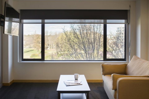 Crowne Plaza Canberra, An IHG Hotel - Newcastle Accommodation 29