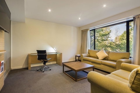 Crowne Plaza Canberra, An IHG Hotel - Newcastle Accommodation 37