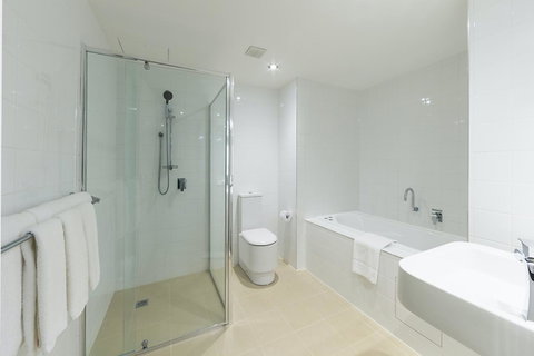 Crowne Plaza Canberra, An IHG Hotel - Newcastle Accommodation 27