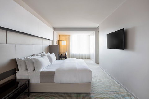 Hotel Realm - Newcastle Accommodation 9