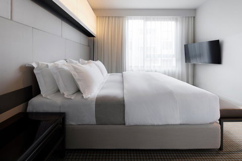 Hotel Realm - Newcastle Accommodation 11