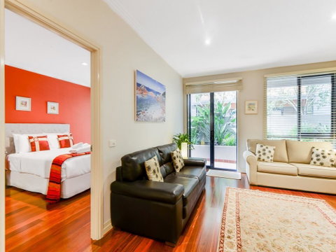 Boutique Stays - River Boulevard, Richmond Apartment - Newcastle Accommodation 0