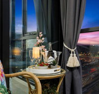 Braddon Penthouse Top Location Netflix WiFi Views - Newcastle Accommodation