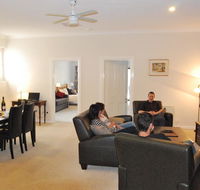 Brayfield Cottage - Newcastle Accommodation