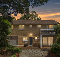 Broadbeach Retreat - 32 Broadbeach Drive - Newcastle Accommodation