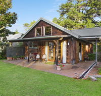 BROWNS COTTAGE - Newcastle Accommodation