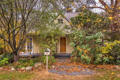 Bunyip Cottage - Newcastle Accommodation 0