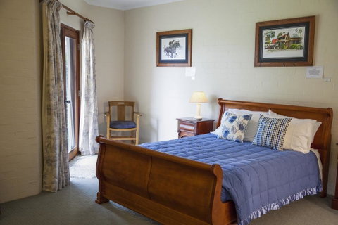 Burncroft Guesthouse - Newcastle Accommodation 3