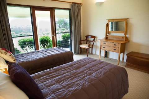 Burncroft Guesthouse - Newcastle Accommodation 2