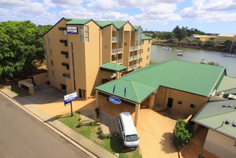 Burnett Riverside Hotel - Newcastle Accommodation 0