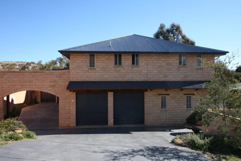 Burramys 4/1 Kirwan Close - Newcastle Accommodation 1