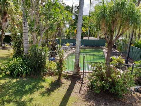 Byron Hinterland Hideaway - New Castle Tourism 2
