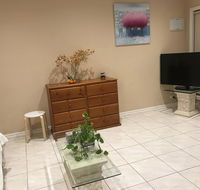 Cairnlea St Albans Townhouse - Newcastle Accommodation