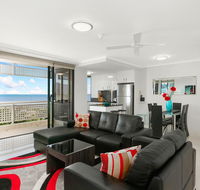 Cairns Luxury Waterfront Apartment - New Castle Tourism