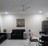 Cairns Prime Location Esplanade Self contained Apartment with Wifi - New Castle Tourism