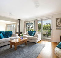 Camellia Cottage - Newcastle Accommodation