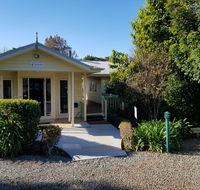 Camelot Cottages - Newcastle Accommodation