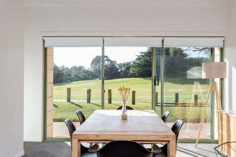 Cape Schanck Golf Getaway - Newcastle Accommodation 2