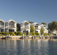 Captains Cove Resort - Newcastle Accommodation