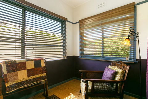 Carinya Cottage - New Castle Tourism 3