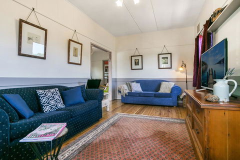 Carinya Cottage - New Castle Tourism 2