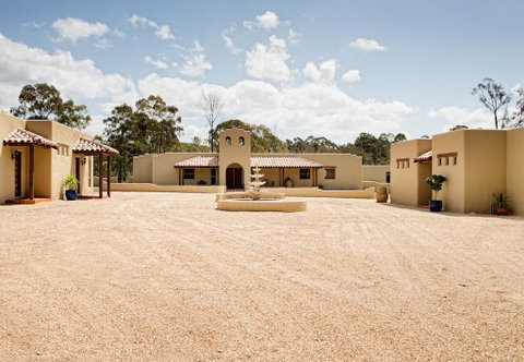 Casa La Vina Villas Pokolbin - Newcastle Accommodation 0