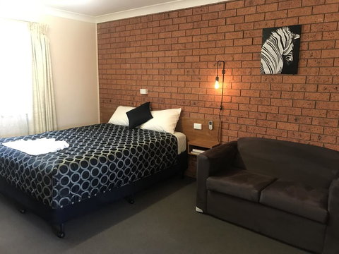 Castlereagh Motor Inn - Newcastle Accommodation 1