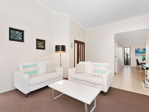 Casuarina Escape - New Castle Tourism 2