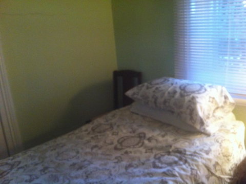 Catania Cottage & Farmhouse - Newcastle Accommodation 2