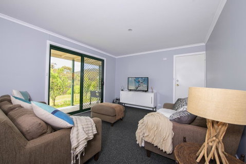 Cavallino - 52 Kunama Drive - Newcastle Accommodation 2
