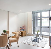 Central City Loft With Gym and Pool - Newcastle Accommodation