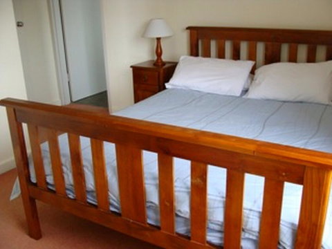 Central Park Apartment - Newcastle Accommodation 1