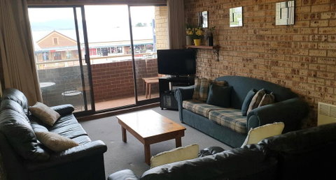 Central Park Apartment 8 - Newcastle Accommodation 1