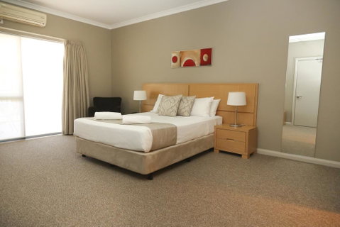 Centrepoint Apartments Griffith - Newcastle Accommodation 1