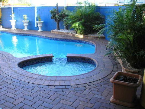 Centrepoint Motor Inn - New Castle Tourism 0