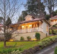 Charnwood Cottages in Warburton - New Castle Tourism