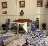 Cherry Blossom Cottage - New Castle Tourism