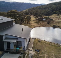 Chloe's Chalet - Newcastle Accommodation